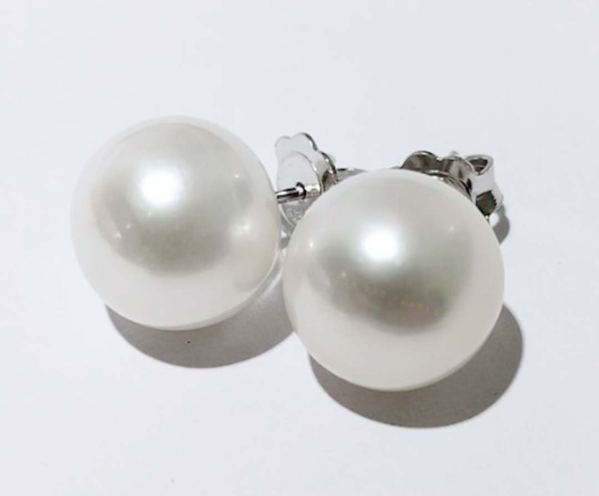 STUD PEARLS EARRING